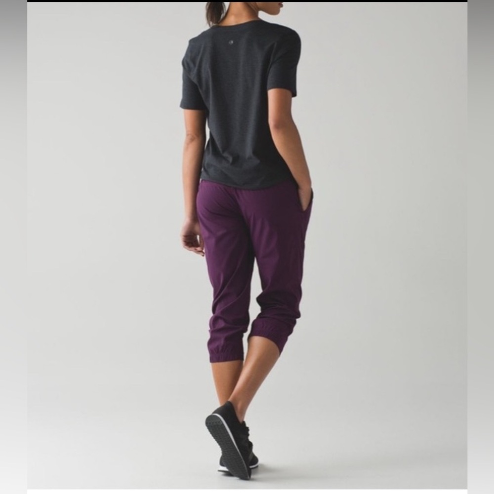 Lululemon sz 6 Dark Magenta Dance Studio Crop Pants athleisure loungewear gym